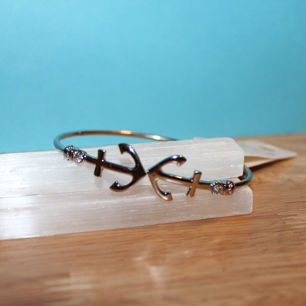 Neu Silver-tone Anchor Cuff Bracelet with 2 Rhinestones Nautical